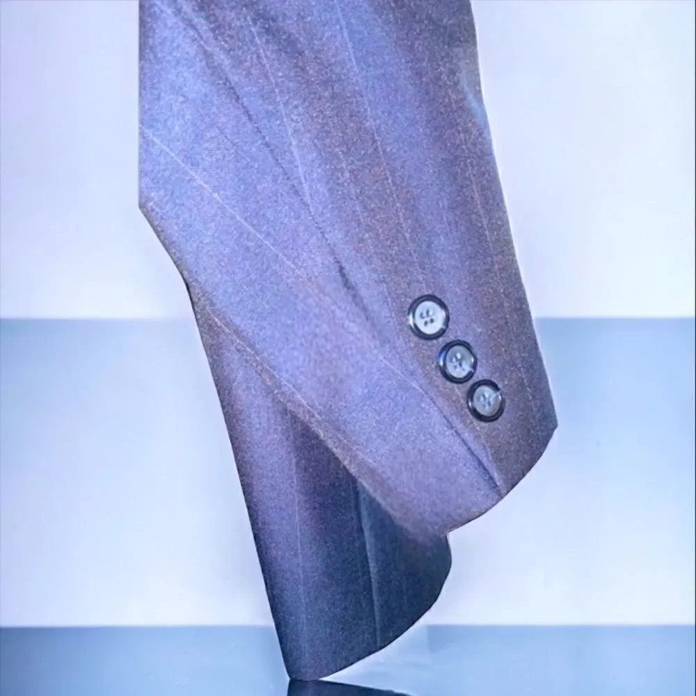 Gianelli Uomo l Men’s Suit l Gray w/Blue Accents l Jacket: 42R Pants: 36” x 29”